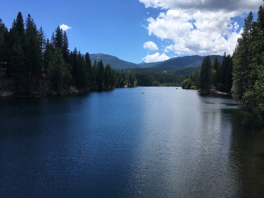 02_lake_siskiyou